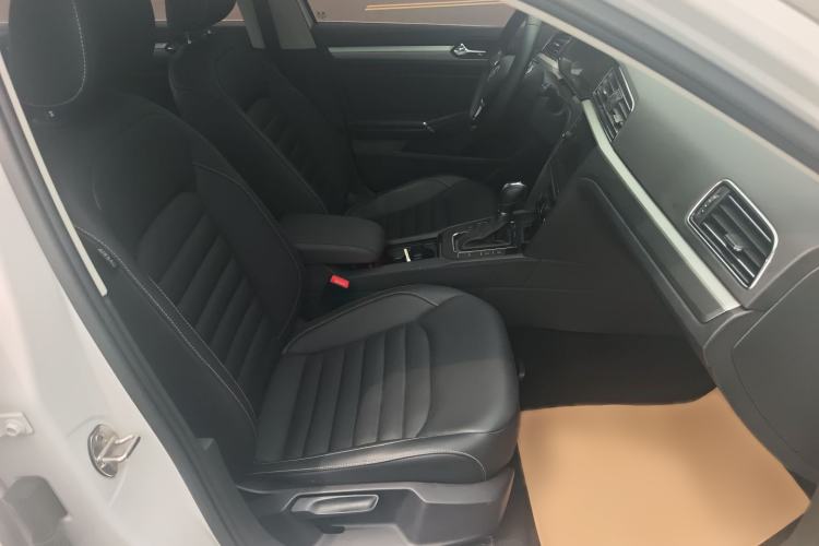Used Volkswagen Lamando 2019 280TSI DSG Comfort Edition China V Standard Right Front Seat