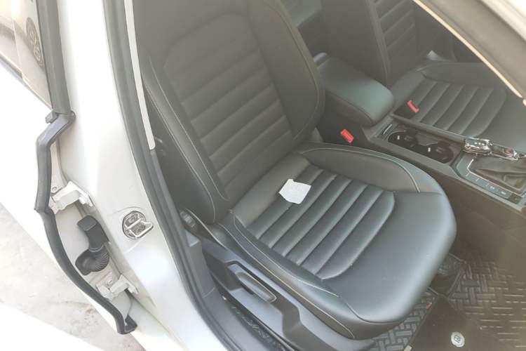 Used Volkswagen Lamando 2019 280TSI DSG Comfort Edition China V Standard Right Front Seat