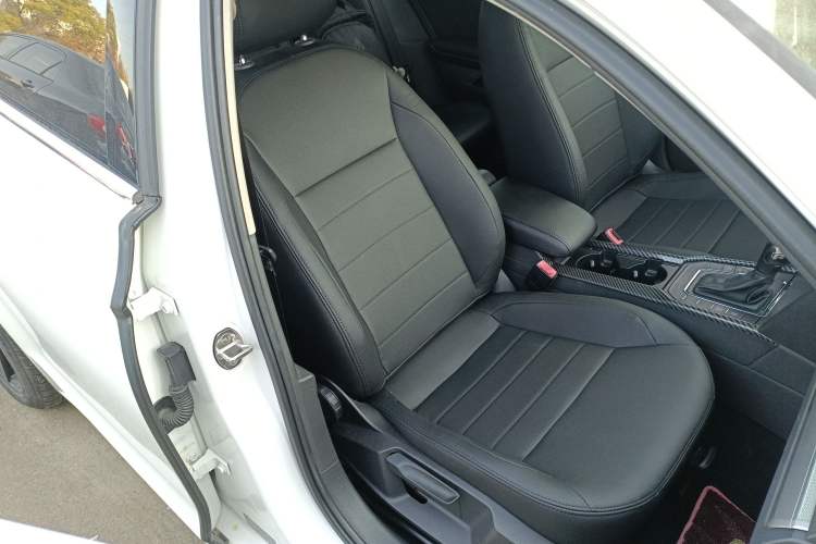 Used Volkswagen Lamando 2019 230TSI DSG Fashion Edition China V Standard Right Front Seat