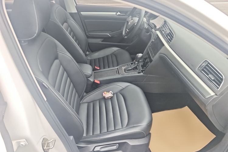 Used Volkswagen Lamando 2019 280TSI DSG Comfort Edition China V Standard Right Front Seat