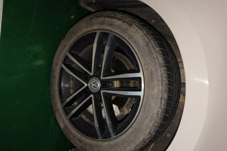 Used Volkswagen Lamando 2019 280TSI DSG Comfort Edition China V Standard Right Front Wheel Hub