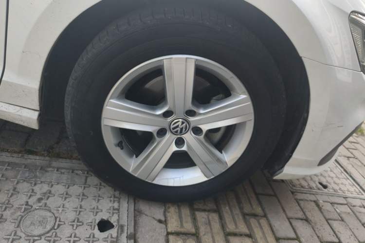 Used Volkswagen Lamando 2019 230TSI DSG Fashion Edition China VI Right Front Wheel Hub