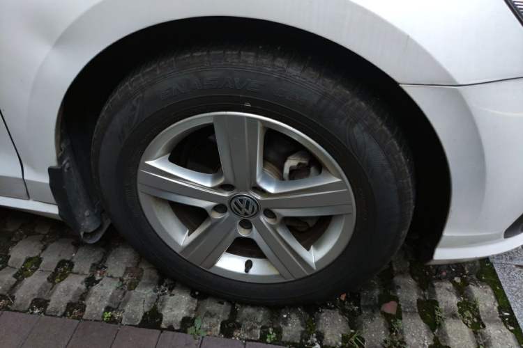 Used Volkswagen Lamando 2019 230TSI DSG Fashion Edition China V Standard Right Front Wheel Hub