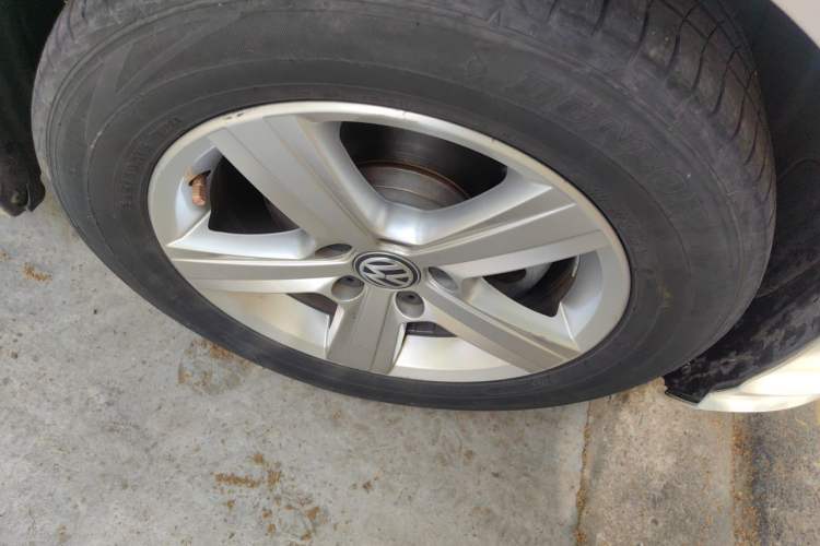 Used Volkswagen Lamando 2019 230TSI DSG Fashion Edition China VI Right Front Wheel Hub