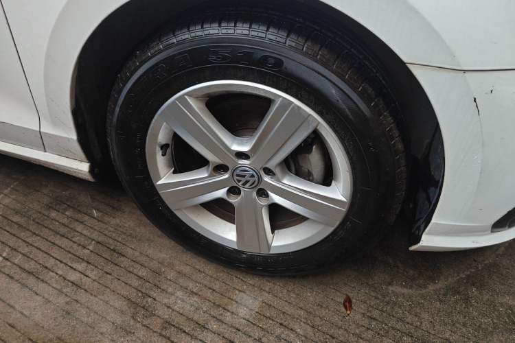 Used Volkswagen Lamando 2019 230TSI DSG Fashion Edition China VI Right Front Wheel Hub