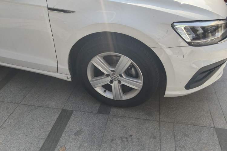Used Volkswagen Lamando 2019 230TSI DSG Fashion Edition China VI Right Front Wheel Hub