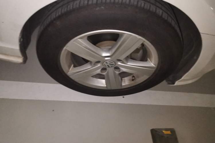 Used Volkswagen Lamando 2019 230TSI DSG Fashion Edition China VI Right Front Wheel Hub