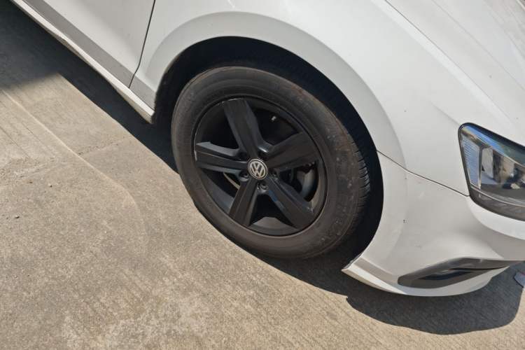 Used Volkswagen Lamando 2019 230TSI DSG Fashion Edition China VI Right Front Wheel Hub