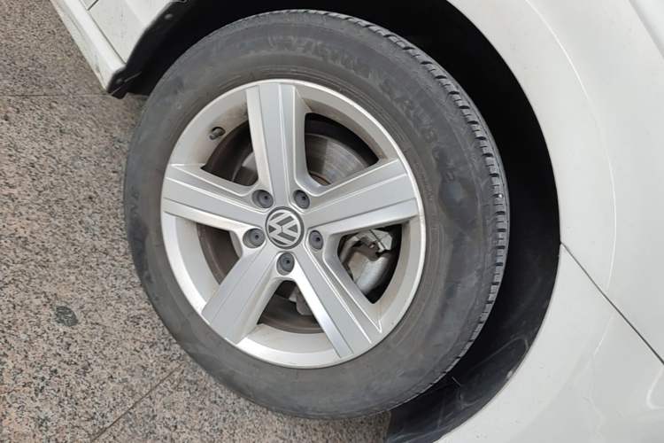Used Volkswagen Lamando 2019 230TSI DSG Fashion Edition China VI Right Front Wheel Hub