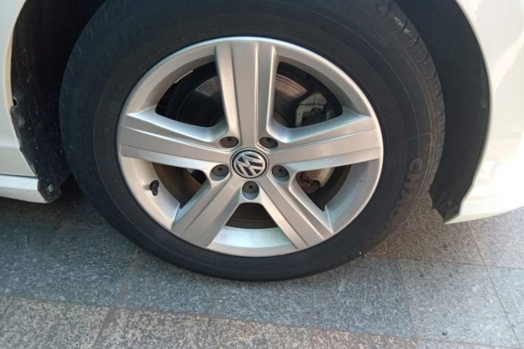 Used Volkswagen Lamando 2019 230TSI DSG Fashion Edition China VI Right Front Wheel Hub