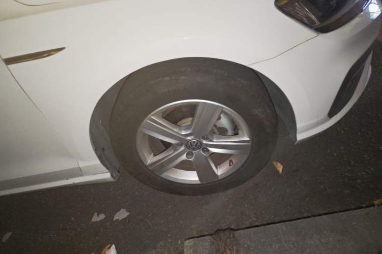 Used Volkswagen Lamando 2019 230TSI DSG Fashion Edition China VI Right Front Wheel Hub