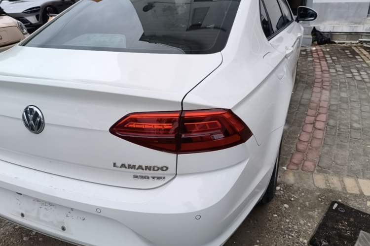 Used Volkswagen Lamando 2019 230TSI DSG Vision Edition China VI Standard Right Rear Taillight
