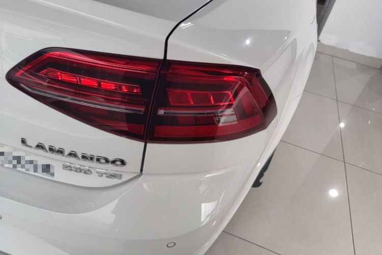 Used Volkswagen Lamando 2019 230TSI DSG Fashion Edition China V Standard Right Rear Taillight