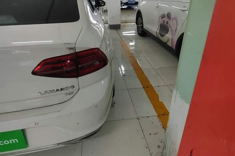 Used Volkswagen Lamando 2019 230TSI DSG Fashion Edition China VI Right Rear Taillight