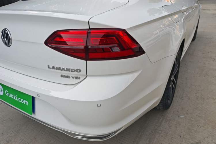 Used Volkswagen Lamando 2019 280TSI DSG Comfort Edition China VI standard Right Rear Taillight
