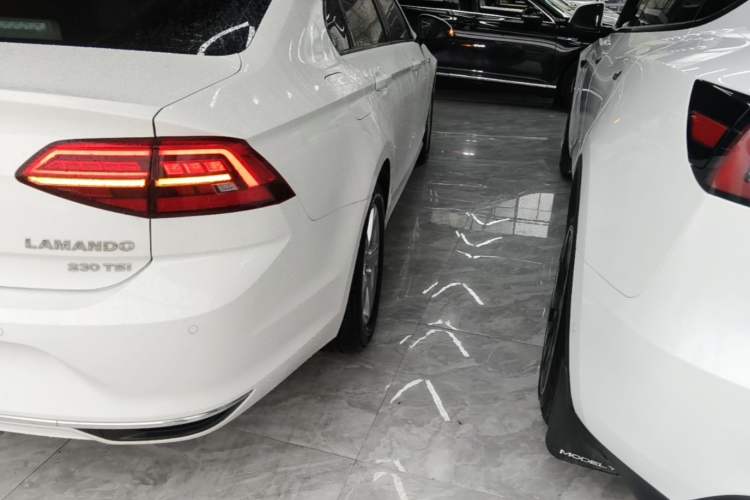 Used Volkswagen Lamando 2019 230TSI DSG Fashion Edition China VI Right Rear Taillight