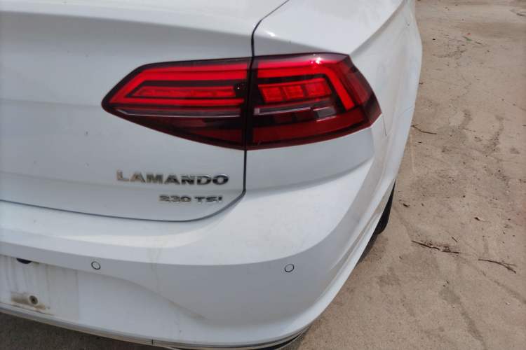 Used Volkswagen Lamando 2019 230TSI DSG Vision Edition China VI Standard Right Rear Taillight