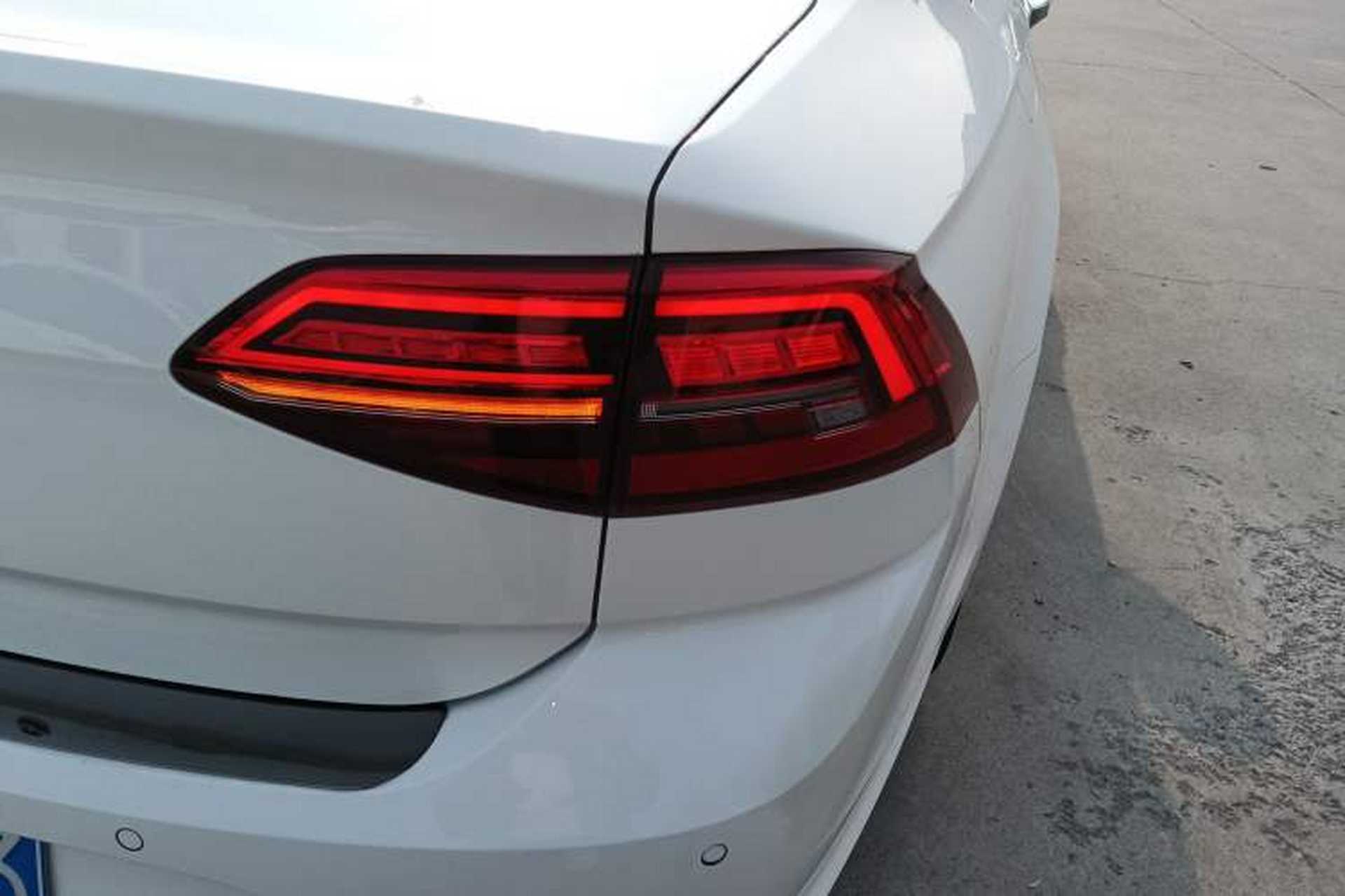 Used Volkswagen Lamando 2019 230TSI DSG Fashion Edition China VI Right Rear Taillight