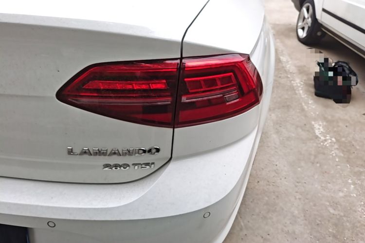 Used Volkswagen Lamando 2019 280TSI DSG Comfort Edition China VI standard Right Rear Taillight