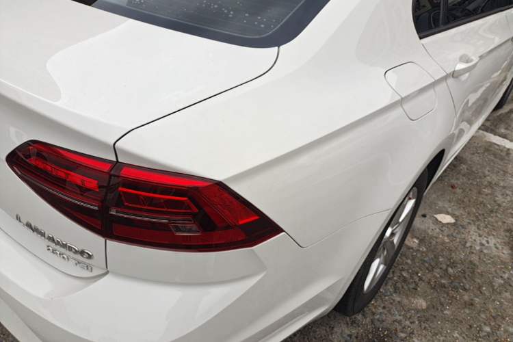 Used Volkswagen Lamando 2019 230TSI DSG Fashion Edition China VI Right Rear Taillight