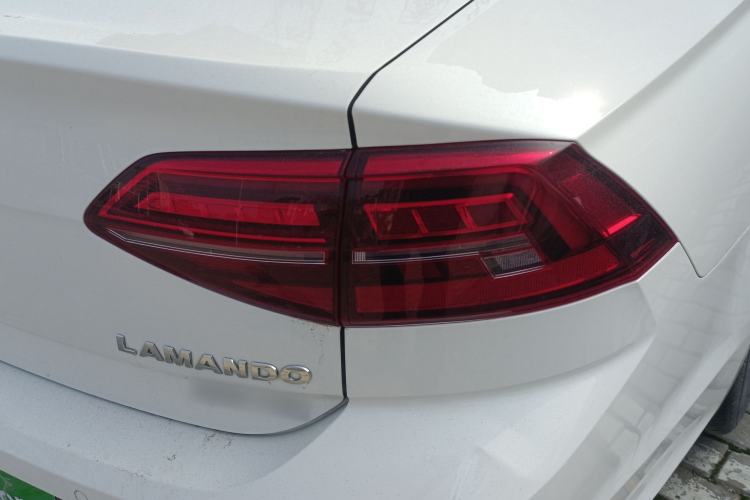 Used Volkswagen Lamando 2019 230TSI DSG Fashion Edition China VI Right Rear Taillight
