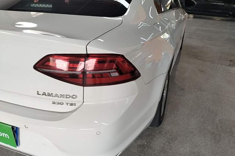 Used Volkswagen Lamando 2019 230TSI DSG Fashion Edition China VI Right Rear Taillight