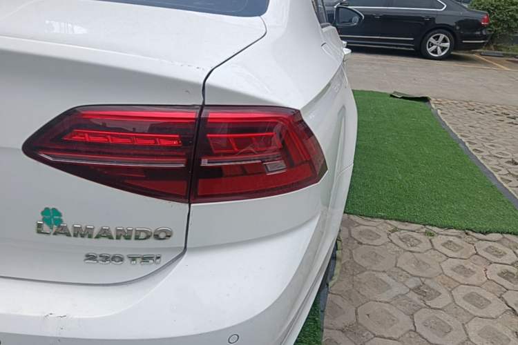Used Volkswagen Lamando 2019 230TSI DSG Fashion Edition China VI Right Rear Taillight