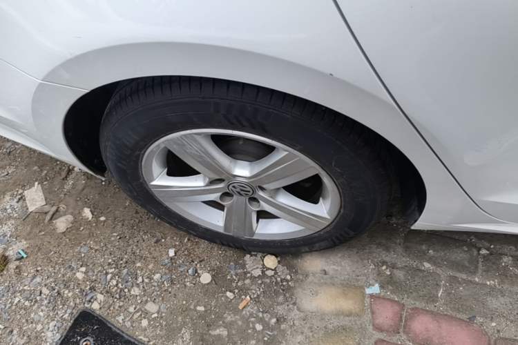 Used Volkswagen Lamando 2019 230TSI DSG Vision Edition China VI Standard Right Rear Wheel Hub
