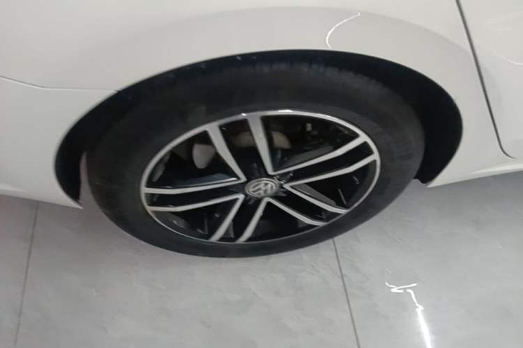 Used Volkswagen Lamando 2019 280TSI DSG Comfort Edition China V Standard Right Rear Wheel Hub