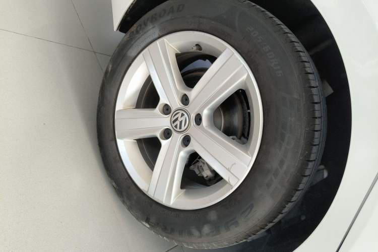 Used Volkswagen Lamando 2019 230TSI DSG Fashion Edition China VI Right Rear Wheel Hub