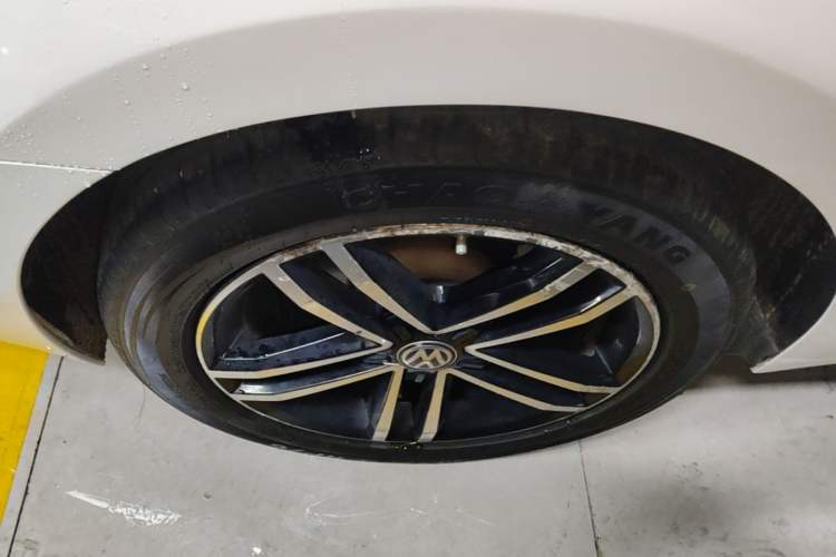 Used Volkswagen Lamando 2019 280TSI DSG Comfort Edition China V Standard Right Rear Wheel Hub