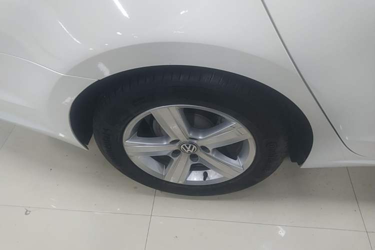 Used Volkswagen Lamando 2019 230TSI DSG Fashion Edition China VI Right Rear Wheel Hub