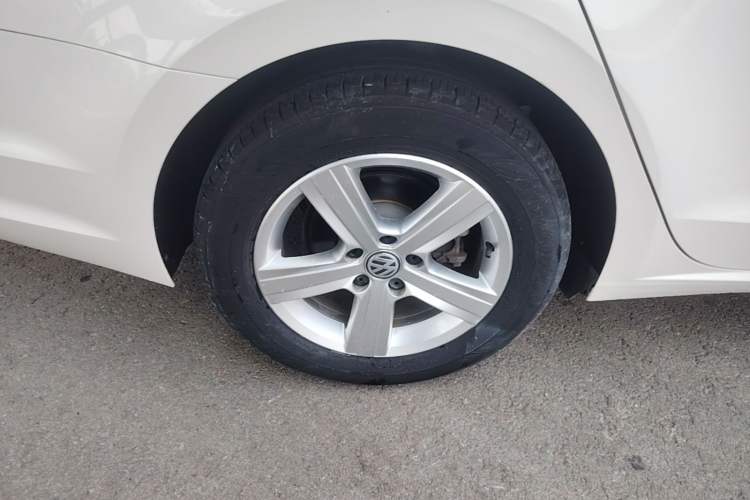 Used Volkswagen Lamando 2019 230TSI DSG Fashion Edition China VI Right Rear Wheel Hub