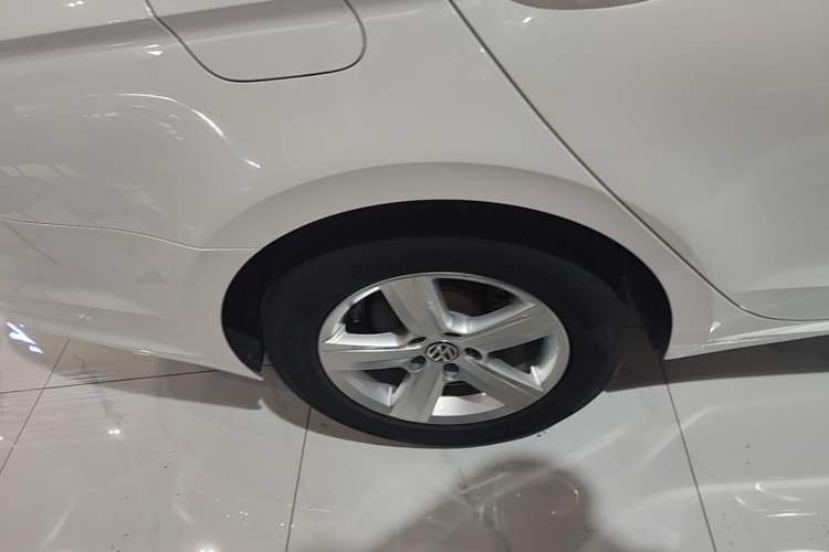 Used Volkswagen Lamando 2019 230TSI DSG Vision Edition China VI Standard Right Rear Wheel Hub