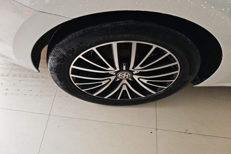 Used Volkswagen Lamando 2019 280TSI DSG Luxury Edition China VI Standard Right Rear Wheel Hub