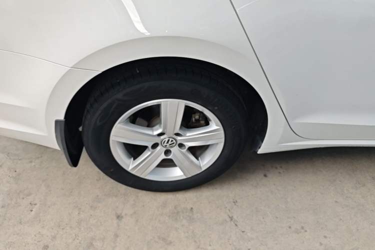Used Volkswagen Lamando 2019 230TSI DSG Fashion Edition China VI Right Rear Wheel Hub