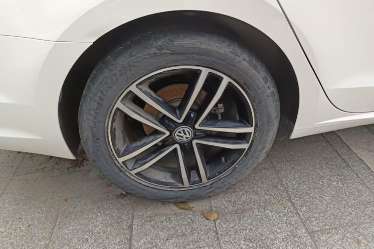 Used Volkswagen Lamando 2019 280TSI DSG Comfort Edition China V Standard Right Rear Wheel Hub