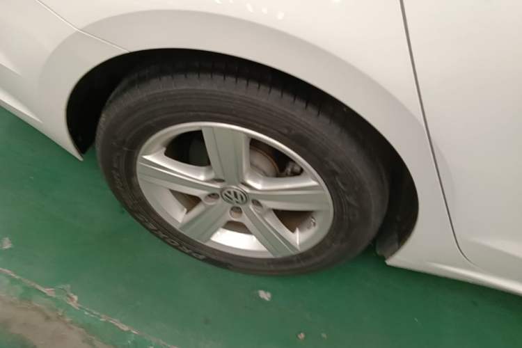 Used Volkswagen Lamando 2019 230TSI DSG Fashion Edition China VI Right Rear Wheel Hub