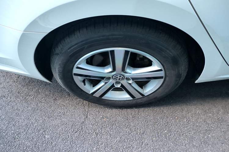 Used Volkswagen Lamando 2019 230TSI DSG Vision Edition China VI Standard Right Rear Wheel Hub