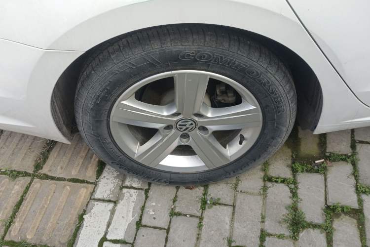 Used Volkswagen Lamando 2019 230TSI DSG Fashion Edition China VI Right Rear Wheel Hub