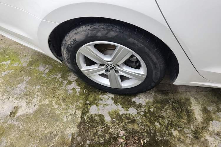 Used Volkswagen Lamando 2019 230TSI DSG Fashion Edition China VI Right Rear Wheel Hub