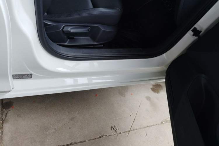 Used Volkswagen Lamando 2019 230TSI DSG Fashion Edition China V Standard Right Side Sill