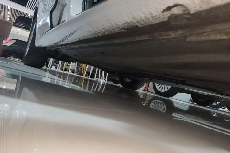 Used Volkswagen Lamando 2019 230TSI DSG Vision Edition China VI Standard Right Side Sill