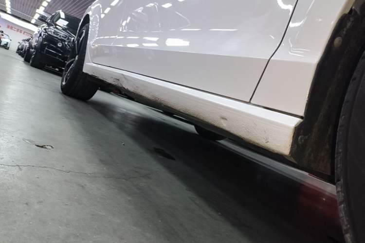 Used Volkswagen Lamando 2019 230TSI DSG Fashion Edition China V Standard Right Side Sill