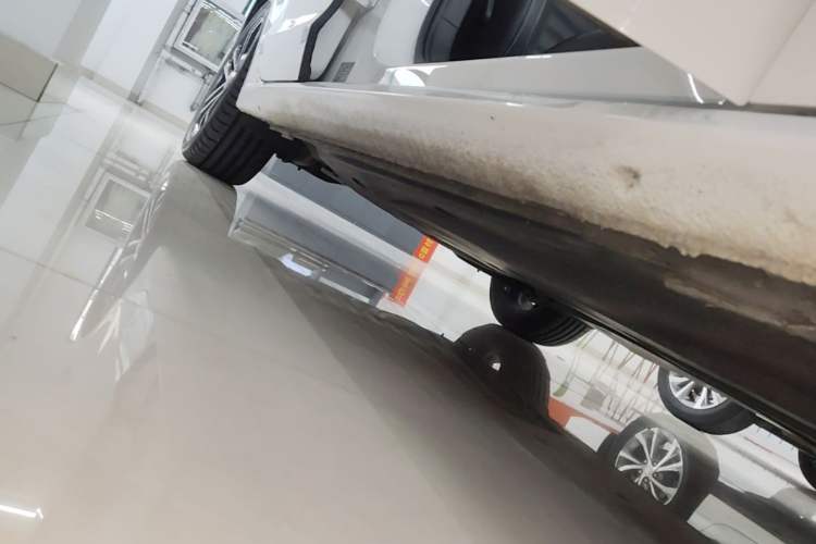 Used Volkswagen Lamando 2019 280TSI DSG Comfort Edition China V Standard Right Side Sill