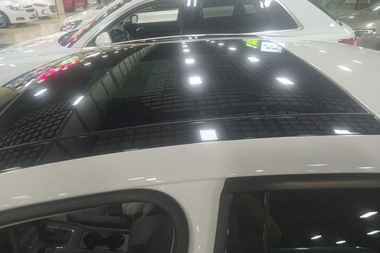 Used Volkswagen Lamando 2019 230TSI DSG Fashion Edition China VI Roof
