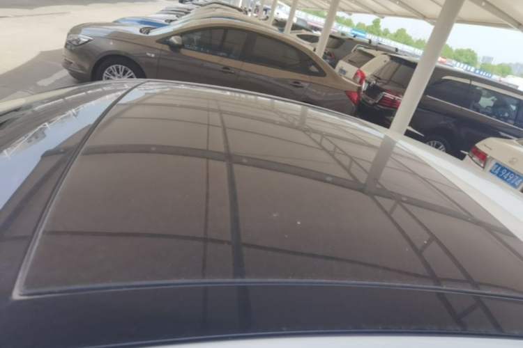 Used Volkswagen Lamando 2019 230TSI DSG Fashion Edition China VI Roof