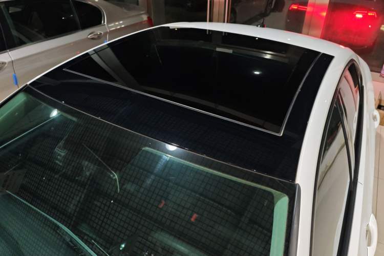 Used Volkswagen Lamando 2019 230TSI DSG Fashion Edition China VI Roof