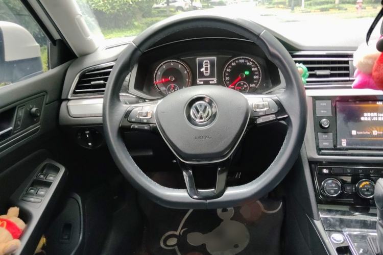 Used Volkswagen Lamando 2019 280TSI DSG Comfort Edition China VI standard Steering Wheel