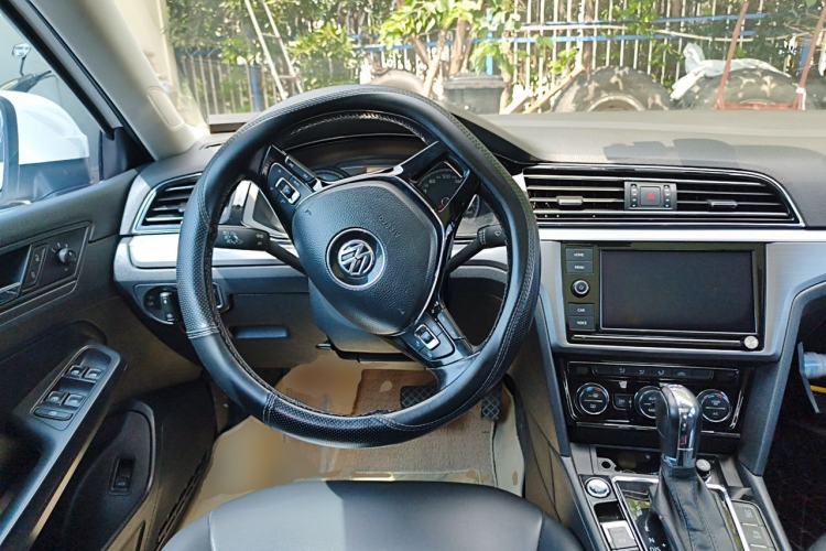 Used Volkswagen Lamando 2019 280TSI DSG Comfort Edition China V Standard Steering Wheel